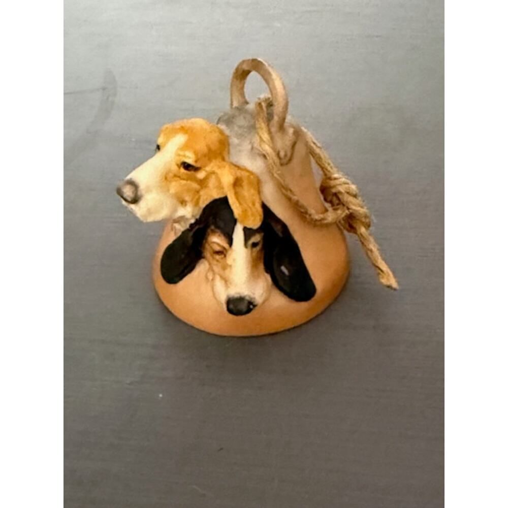 Lowell Davis Bell Ornament Dogs Bassett Beagle Sculptured Border Fine Arts